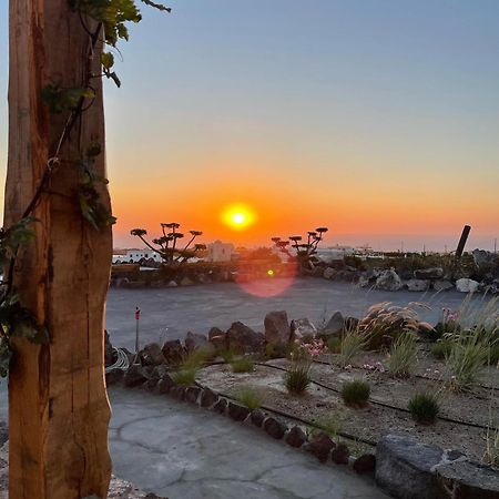 Sakas Residences Karterados  Luaran gambar