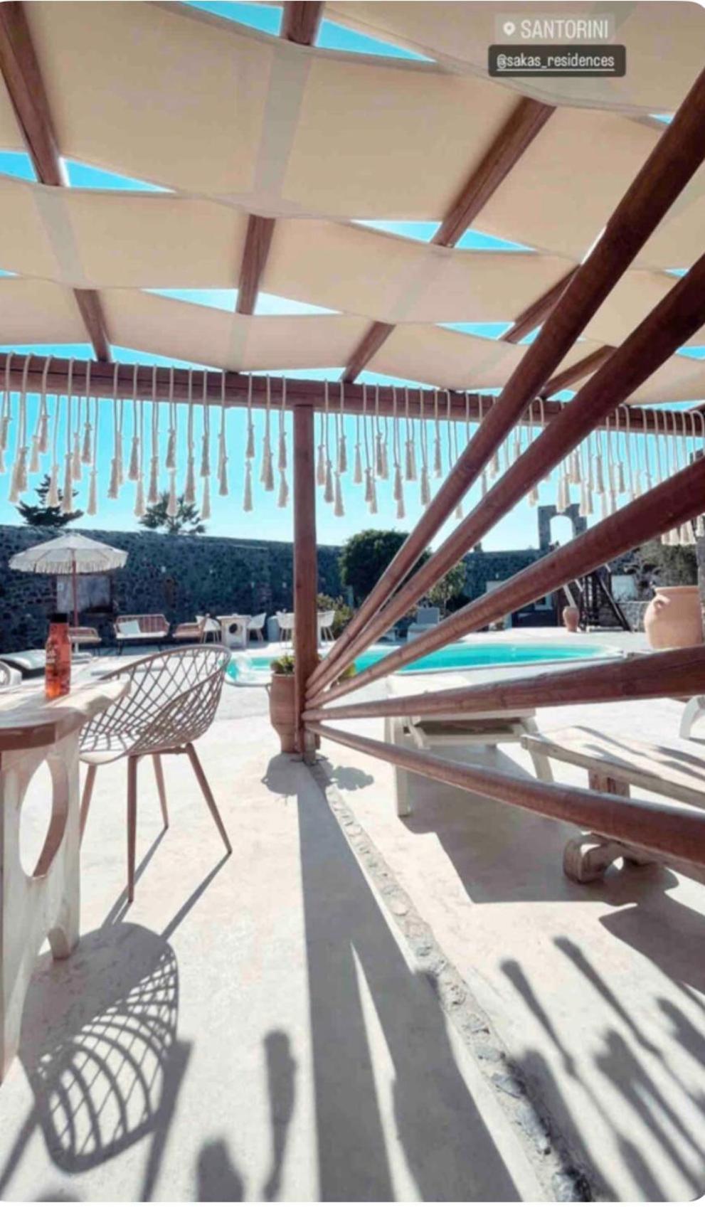Sakas Residences Karterados  Luaran gambar