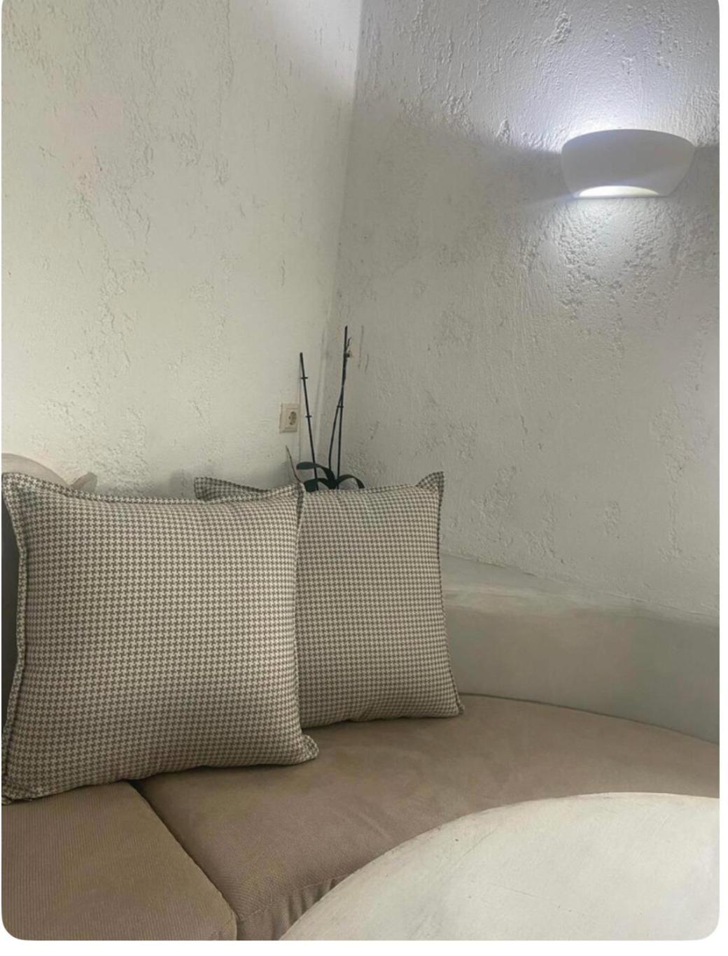 Sakas Residences Karterados  Luaran gambar
